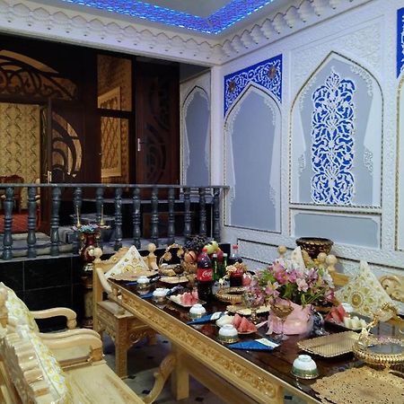 Hotel Rizqiro'Z Boutique Бухара Экстерьер фото