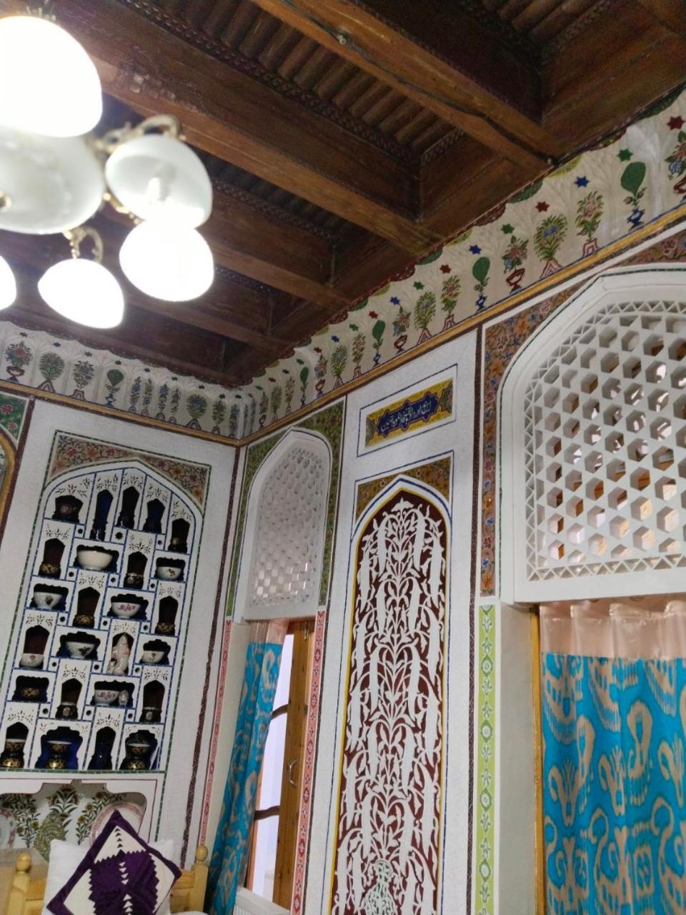 Hotel Rizqiro'Z Boutique Бухара Экстерьер фото