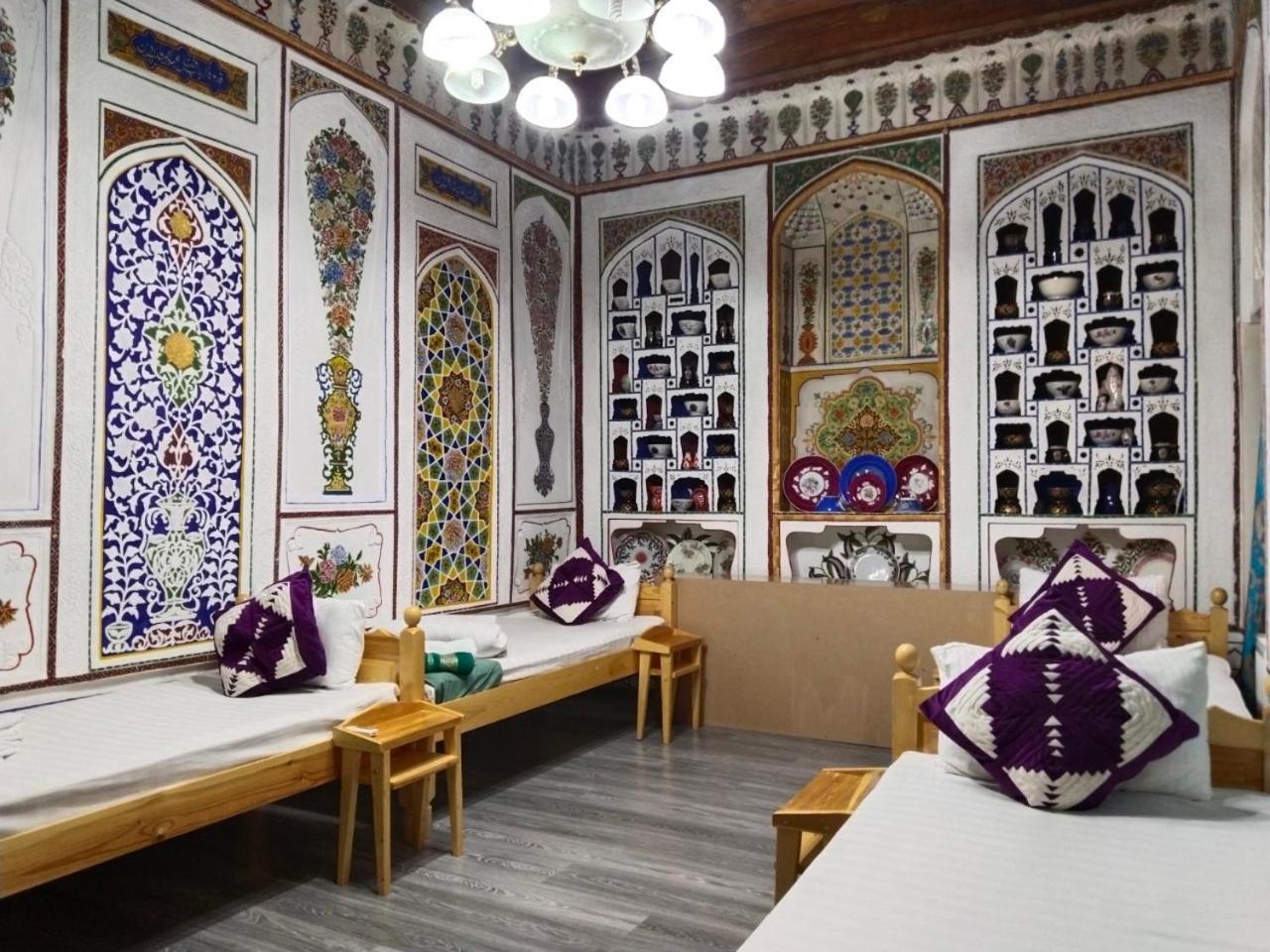 Hotel Rizqiro'Z Boutique Бухара Экстерьер фото