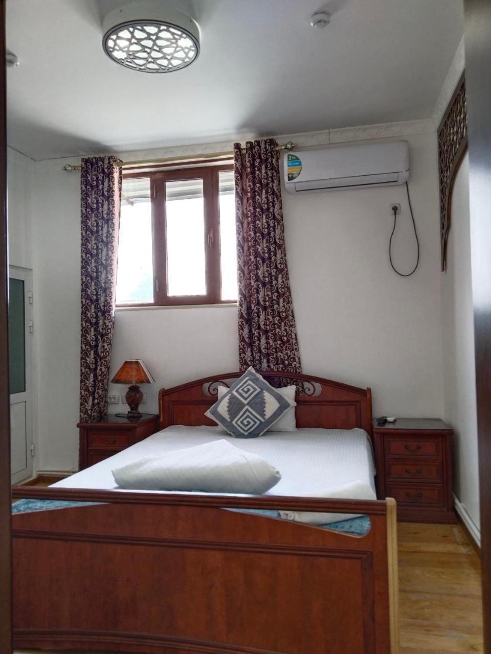 Hotel Rizqiro'Z Boutique Бухара Экстерьер фото