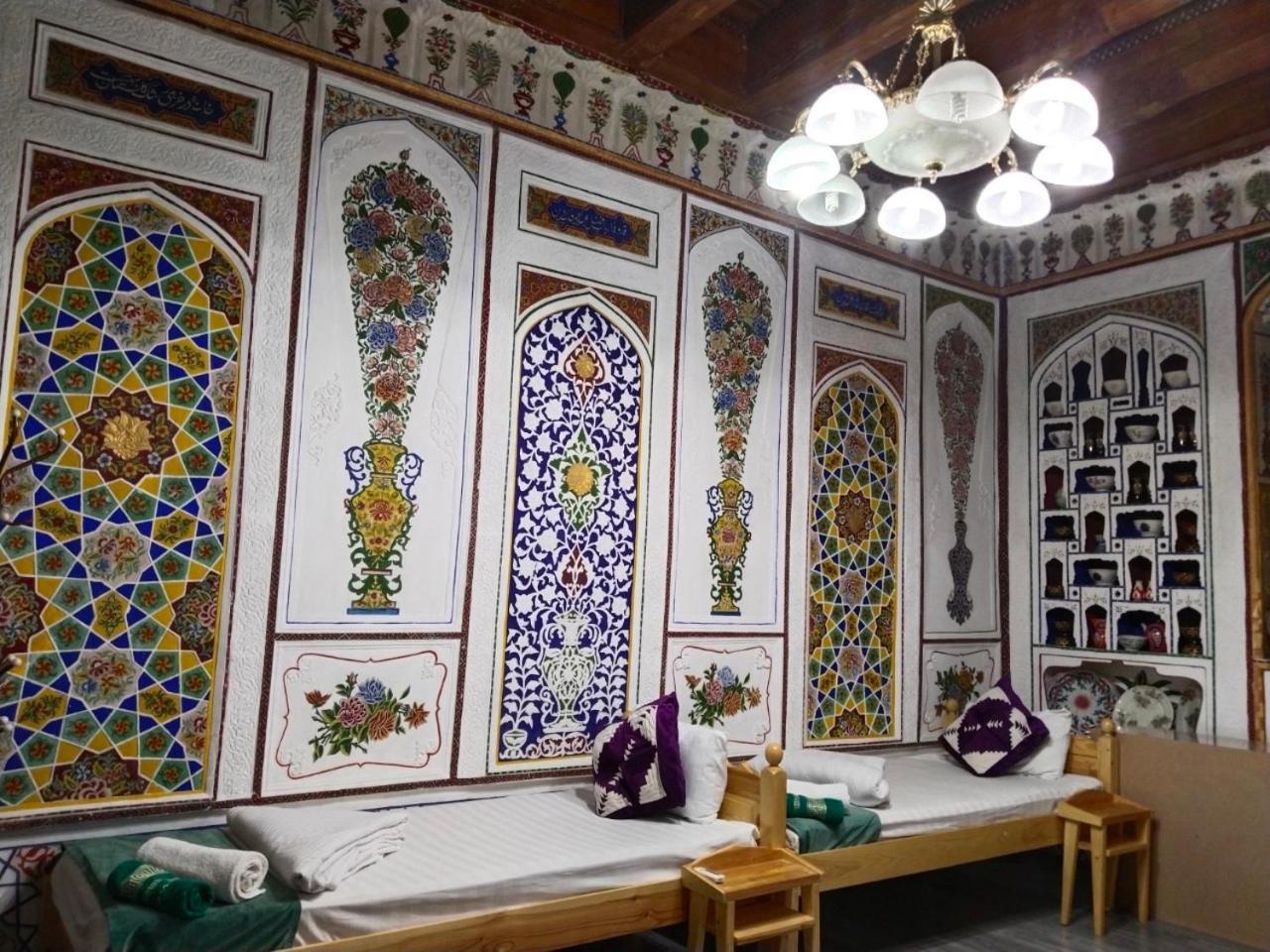 Hotel Rizqiro'Z Boutique Бухара Экстерьер фото